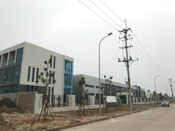 Công trình nhà máy điện tử COSONIC